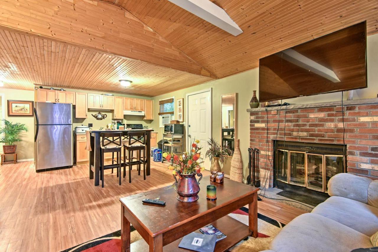 Cozy Arrowhead Lake Home With Sunroom And Pool Access! Pocono Lake Esterno foto