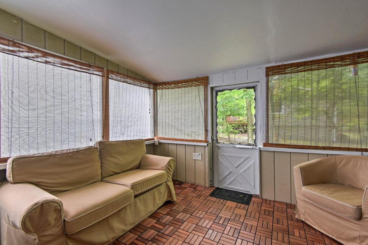 Cozy Arrowhead Lake Home With Sunroom And Pool Access! Pocono Lake Esterno foto
